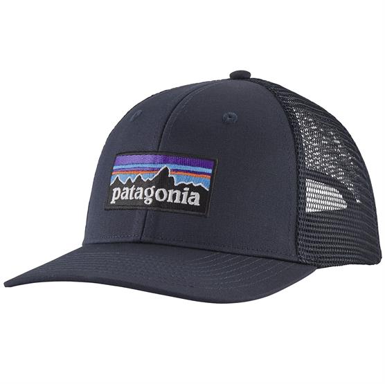 Patagonia P-6 Logo Trucker Kasket - Stilren og Justerbar