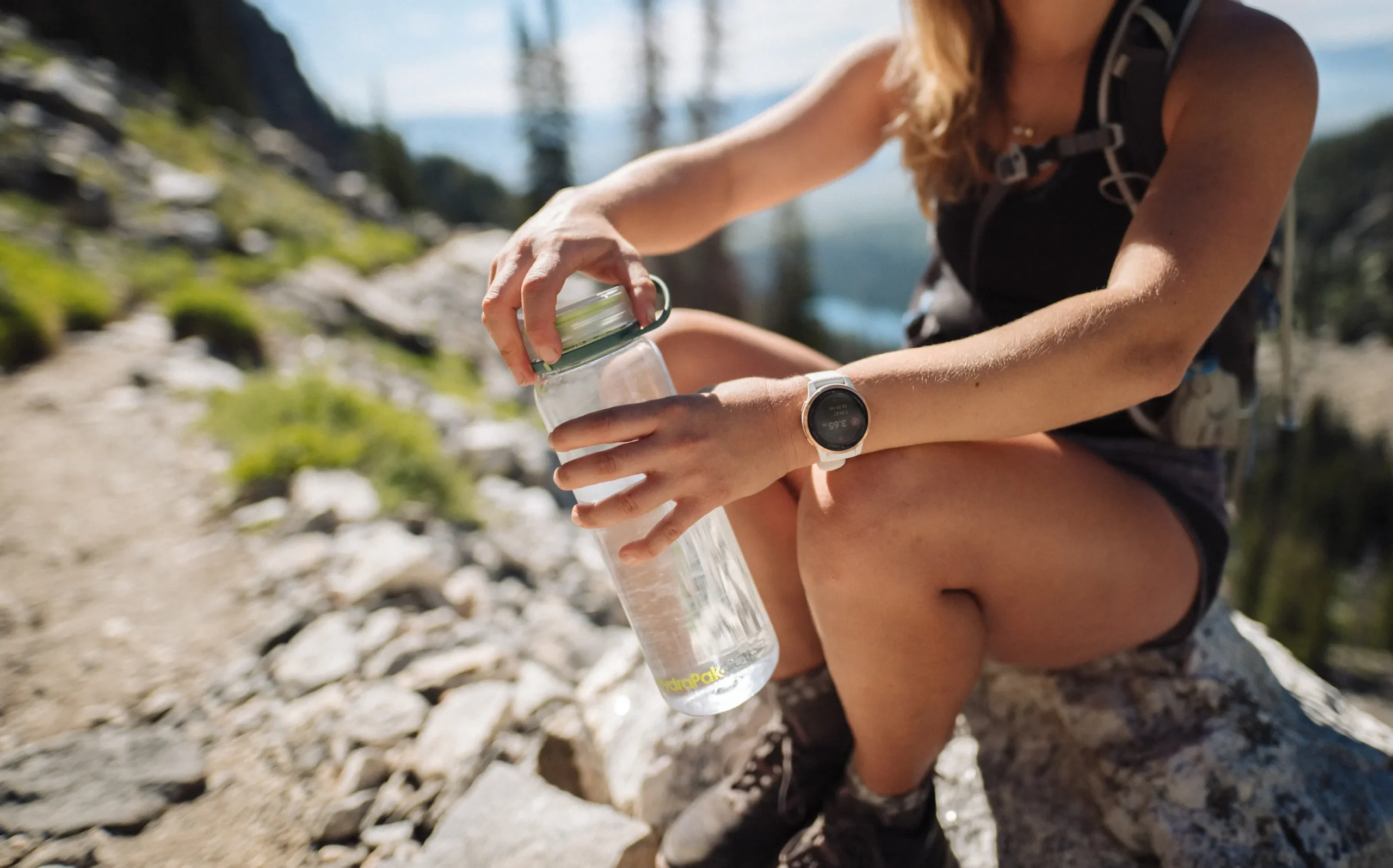 Recon 1L Vandflaske i Clear Navy og Cyan – Fantastisk tilbud!