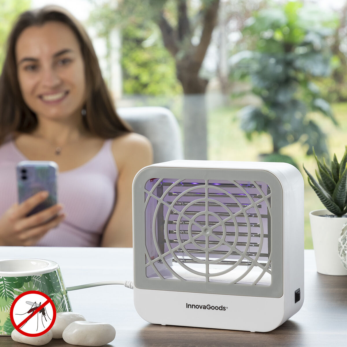 Mosquito Repellent Lampe Med Væg Bøjle Kl Box Innovagoods