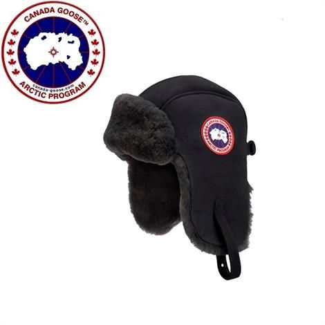 Canada Goose Suede Shearling Pilothat  Black