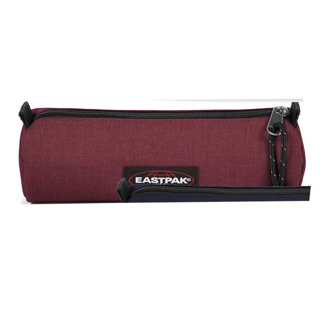 Eastpak Rundt Penalhus Crafty Rød - Stilrent Design!