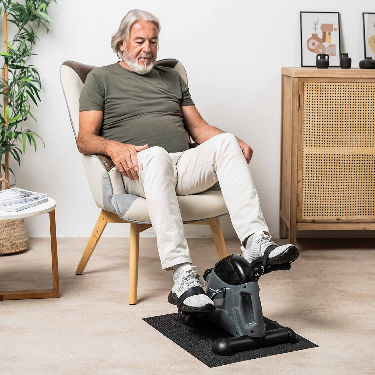 Statisk Pedaler Til Arme Og Ben Med Måtte Velora   Innovagoods